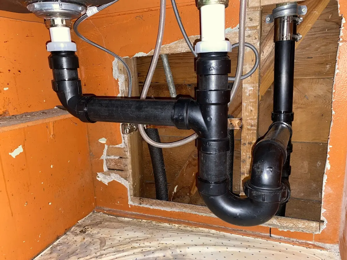 Professional Pipe Bursting equipment and tools on the job in Marlene Village
